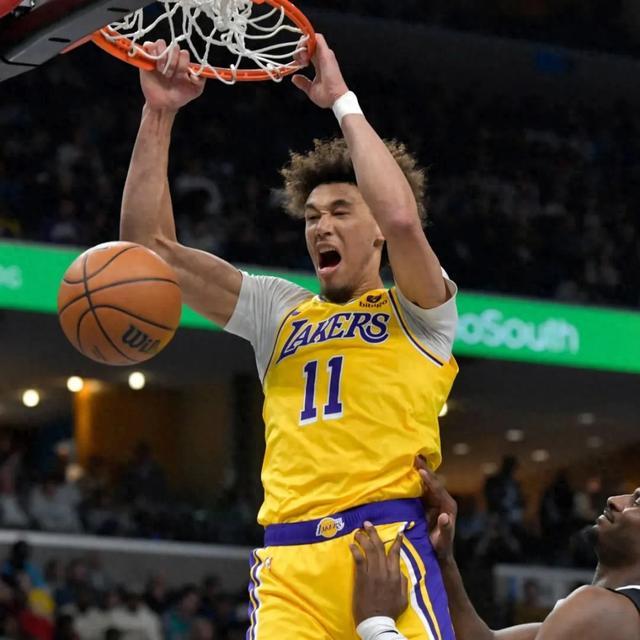 牛！湖人离不开的C！又签1次，直接整出NBA第3个交易否决权